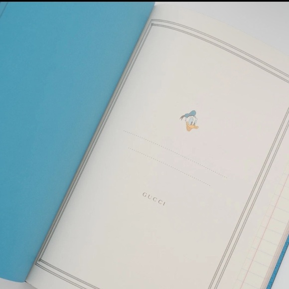 Gucci x Disney Collaboration Donald Duck Notebook - Picture 8 of 12